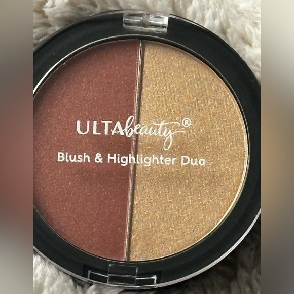 Ulta Beauty Other - Ulta Beauty blush and highlighter duo